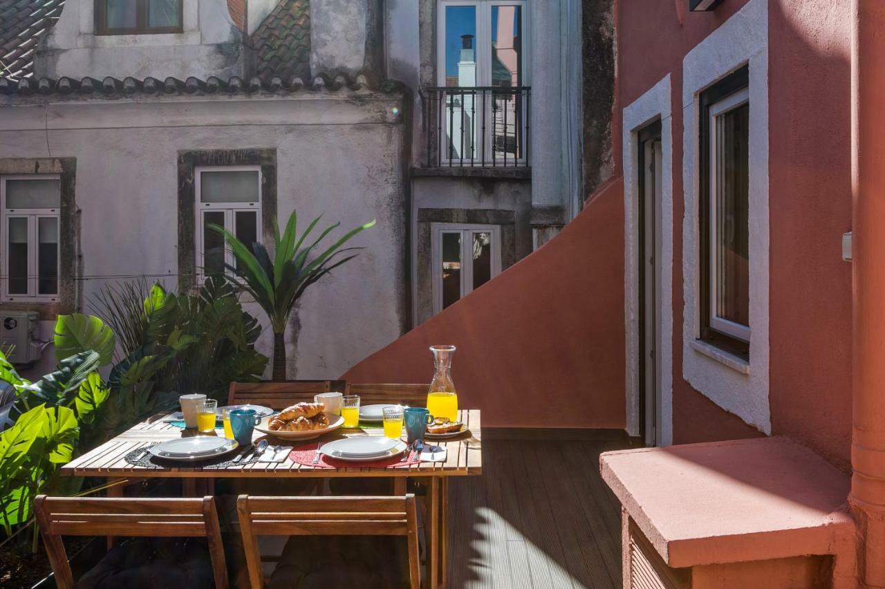 Hip Tailor Made Flat In Bairro Alto Apartman Lisboa Kültér fotó